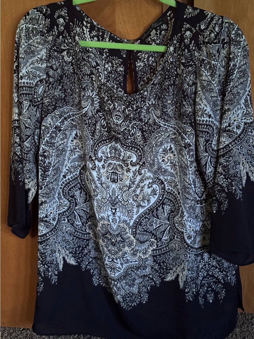 Women’s Black & White Paisley Blouse